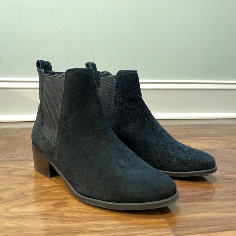 Steve Madden Suede Dover Chelsea Bootie